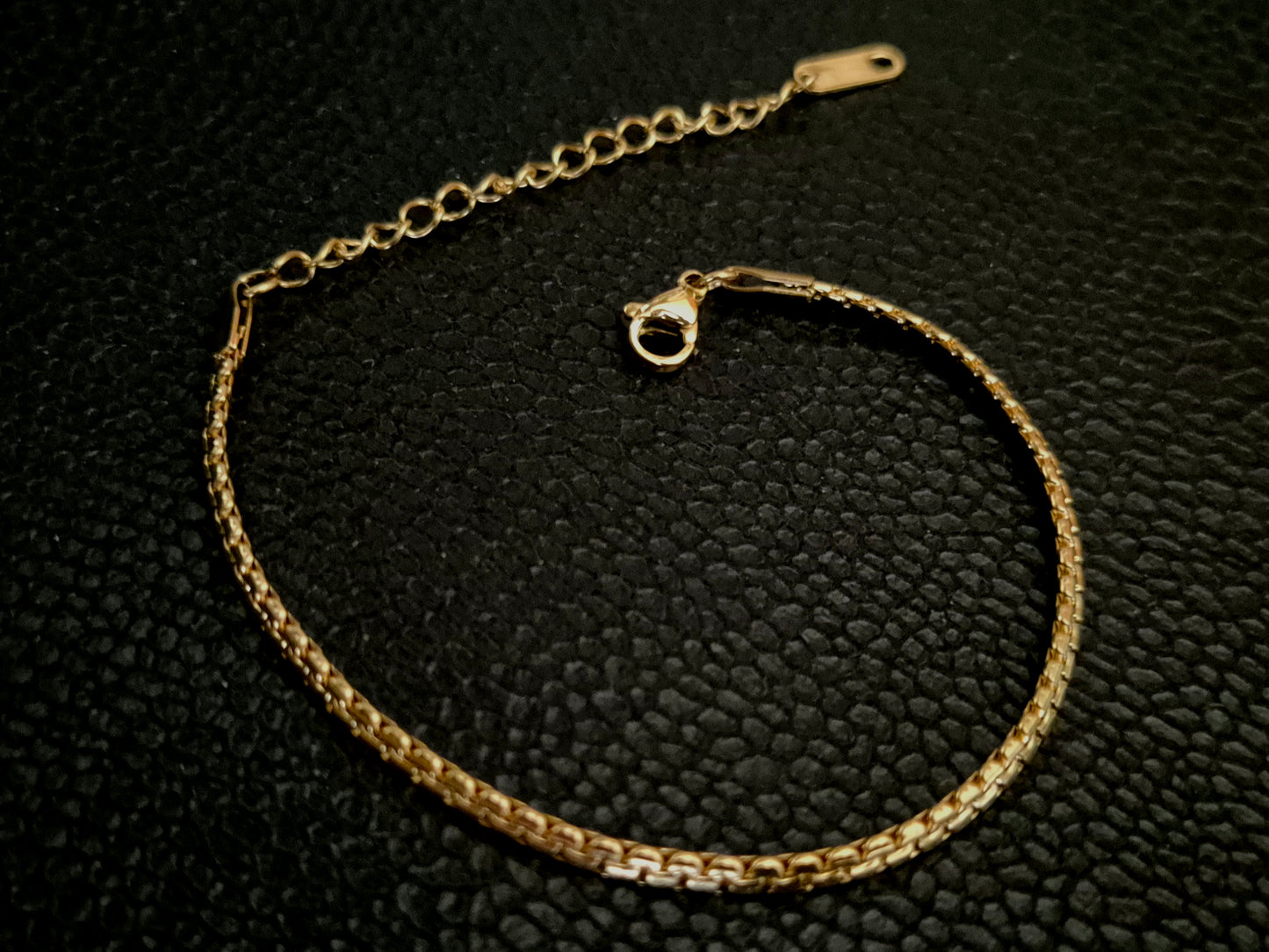 Snake chain bracelet